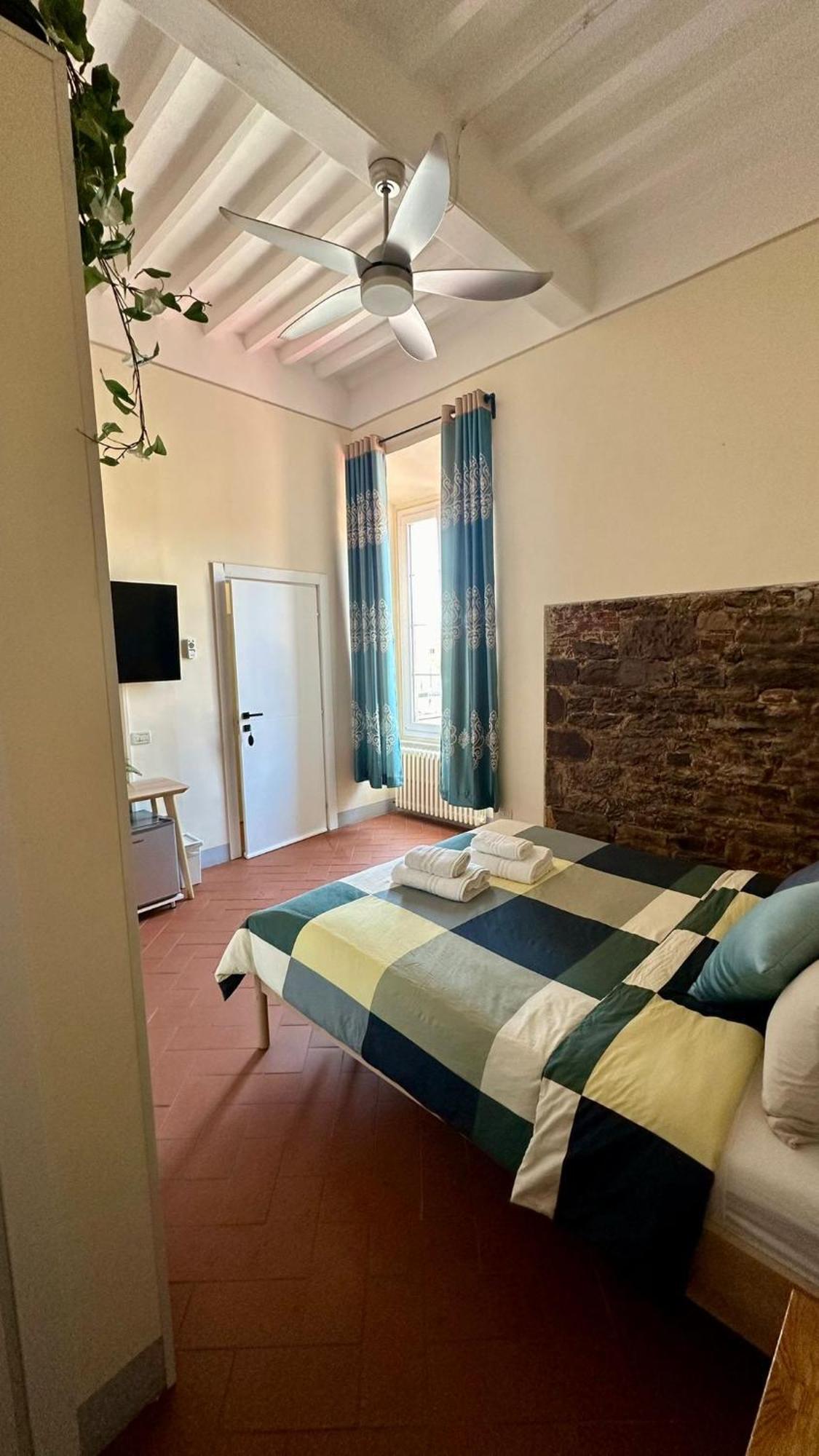 B&B - Residenza D'Epoca Piazza Cairoli Pisa Eksteriør billede